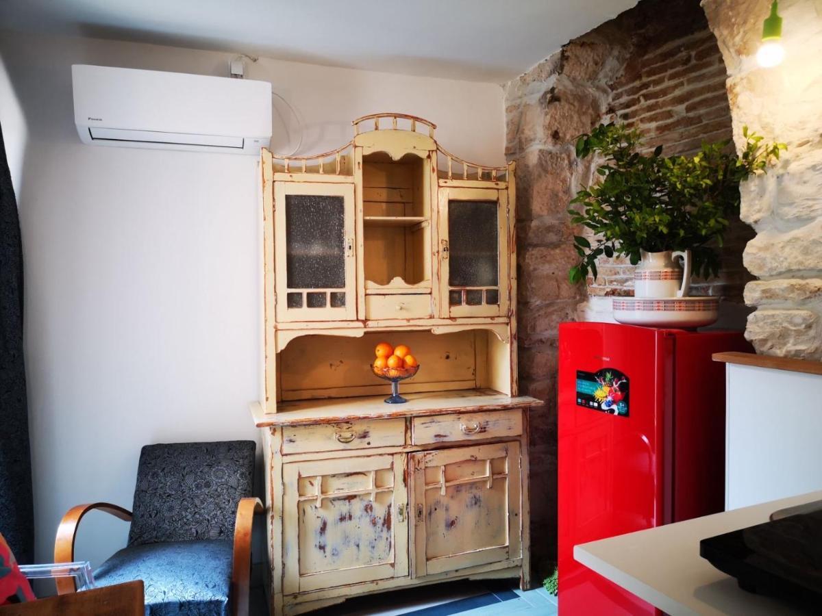 Cres B Studio Apartman Kültér fotó