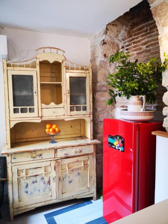 Cres B Studio Apartman Kültér fotó