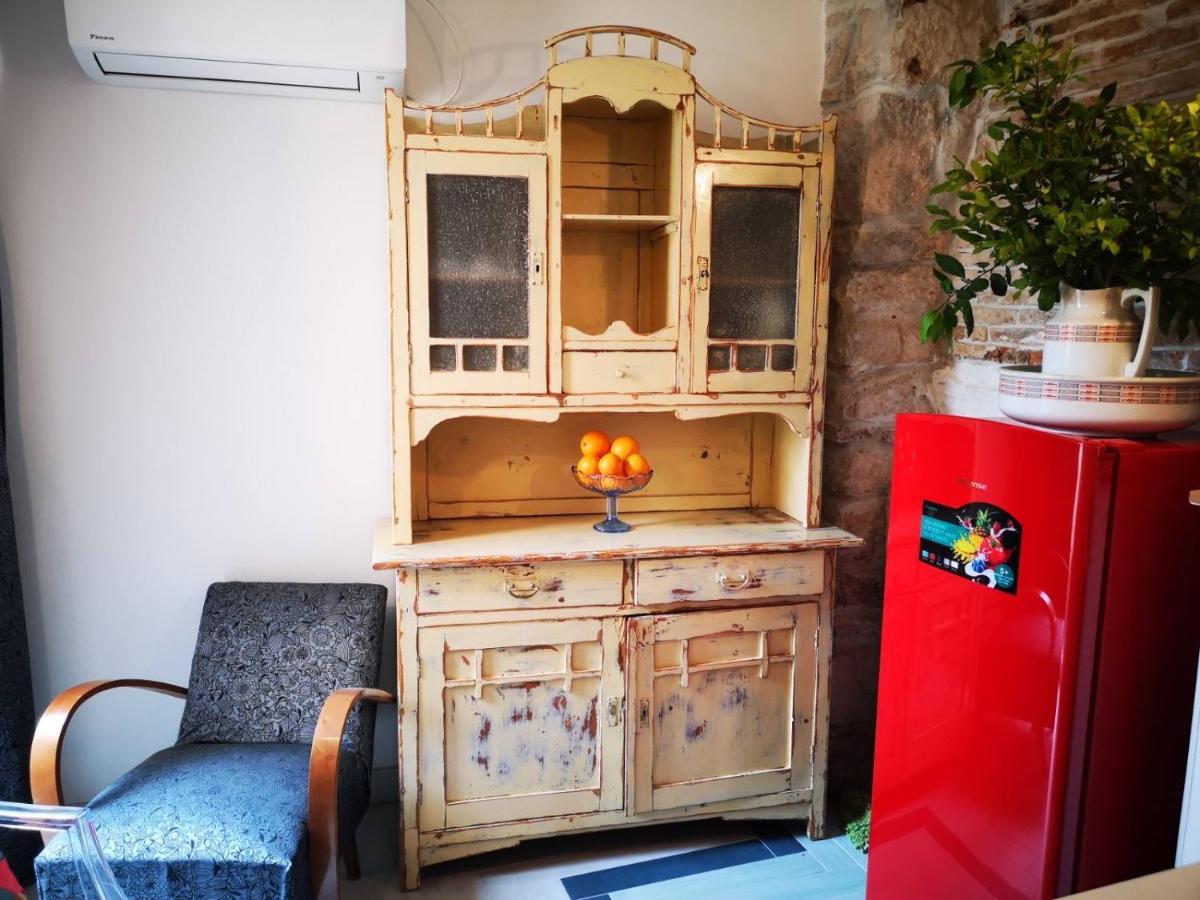 Cres B Studio Apartman Kültér fotó